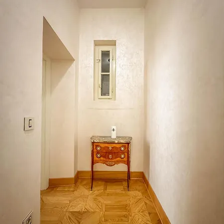 Apartment Djuras In The Center Of